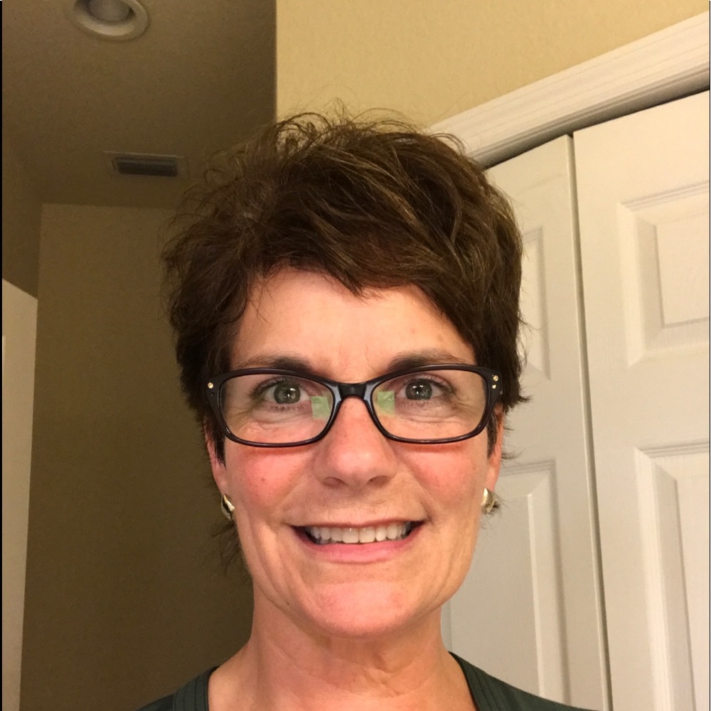 Meet your Posher, Jacqueline